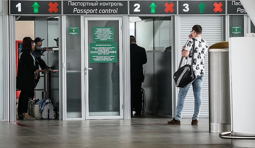 Еще 600 тысяч российских туристов оказались невыездными