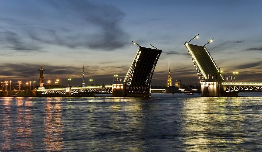 Петербург достигнет докризисного объема турпотока не раньше 2022 года