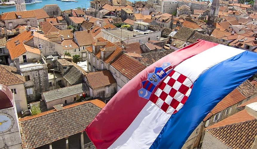 Хорватия возобновила выдачу туристических виз россиянам