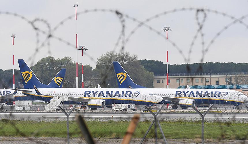 «Заминированный» самолет Ryanair экстренно посадили в Берлине