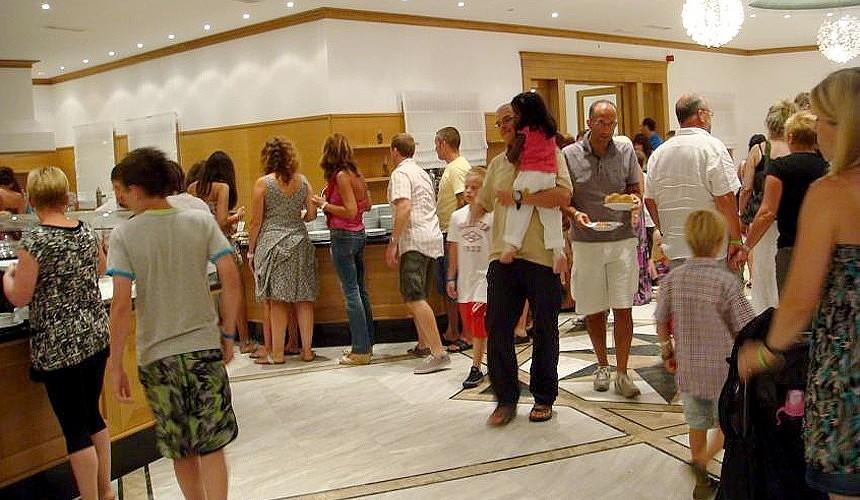 Туроператоры не исключают повторения овербукинга на черноморских курортах