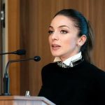 Зарина Догузова призвала не медлить с электронными визами для иностранцев
