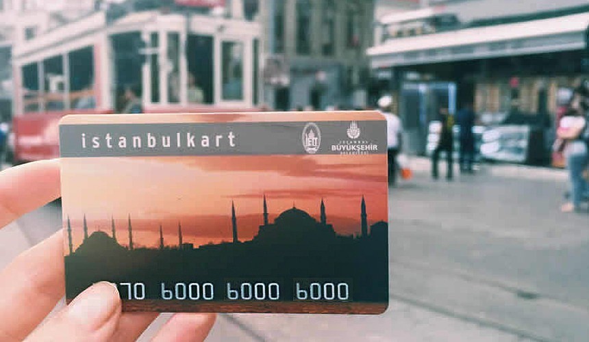 Туристы в Стамбуле не могут пользоваться общественным транспортом