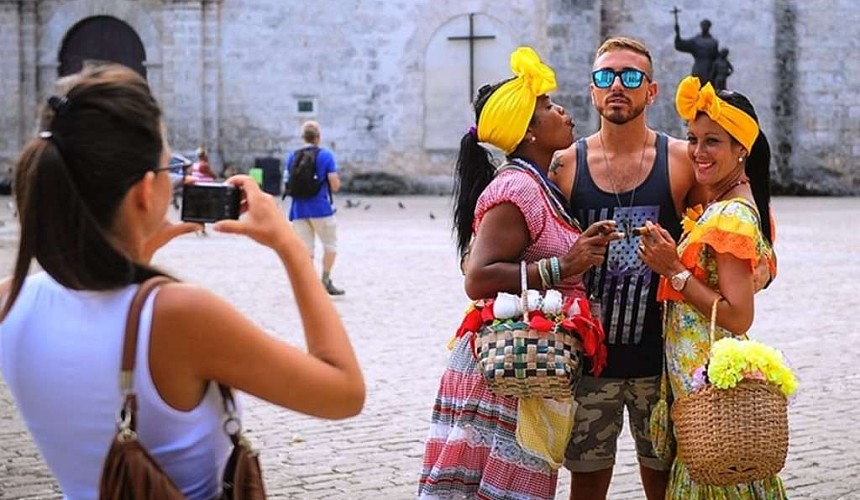 Ростуризм присоединился к решению проблемы российский туристов на Кубе