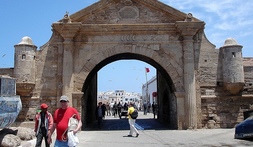 Росавиация с опозданием в месяц предупредила о правилах въезда в Тунис